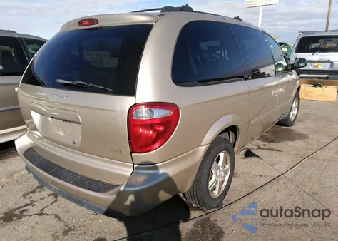 2005 Dodge Grand Caravan Sxt z USA, uszkodzony, nr VIN 2D4GP44L25R171984